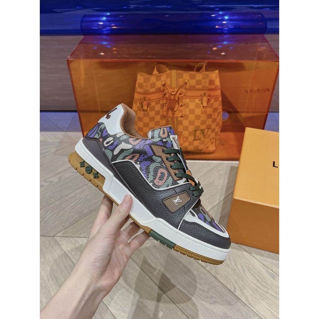 Louis Vuitton Trainer Sneaker - Click Image to Close